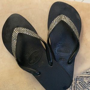 Lori Jack Havaianas black rhinestones